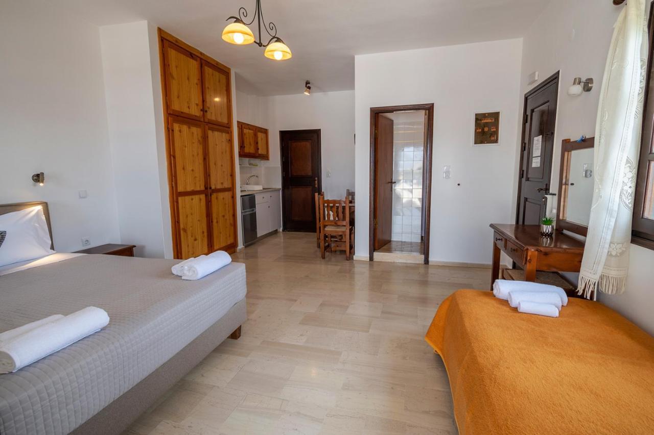Pelagos Seafront Accommodation - Maria Myrties Eksteriør billede