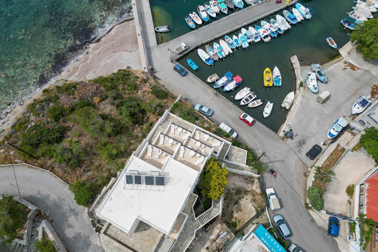 Pelagos Seafront Accommodation - Maria Myrties Eksteriør billede