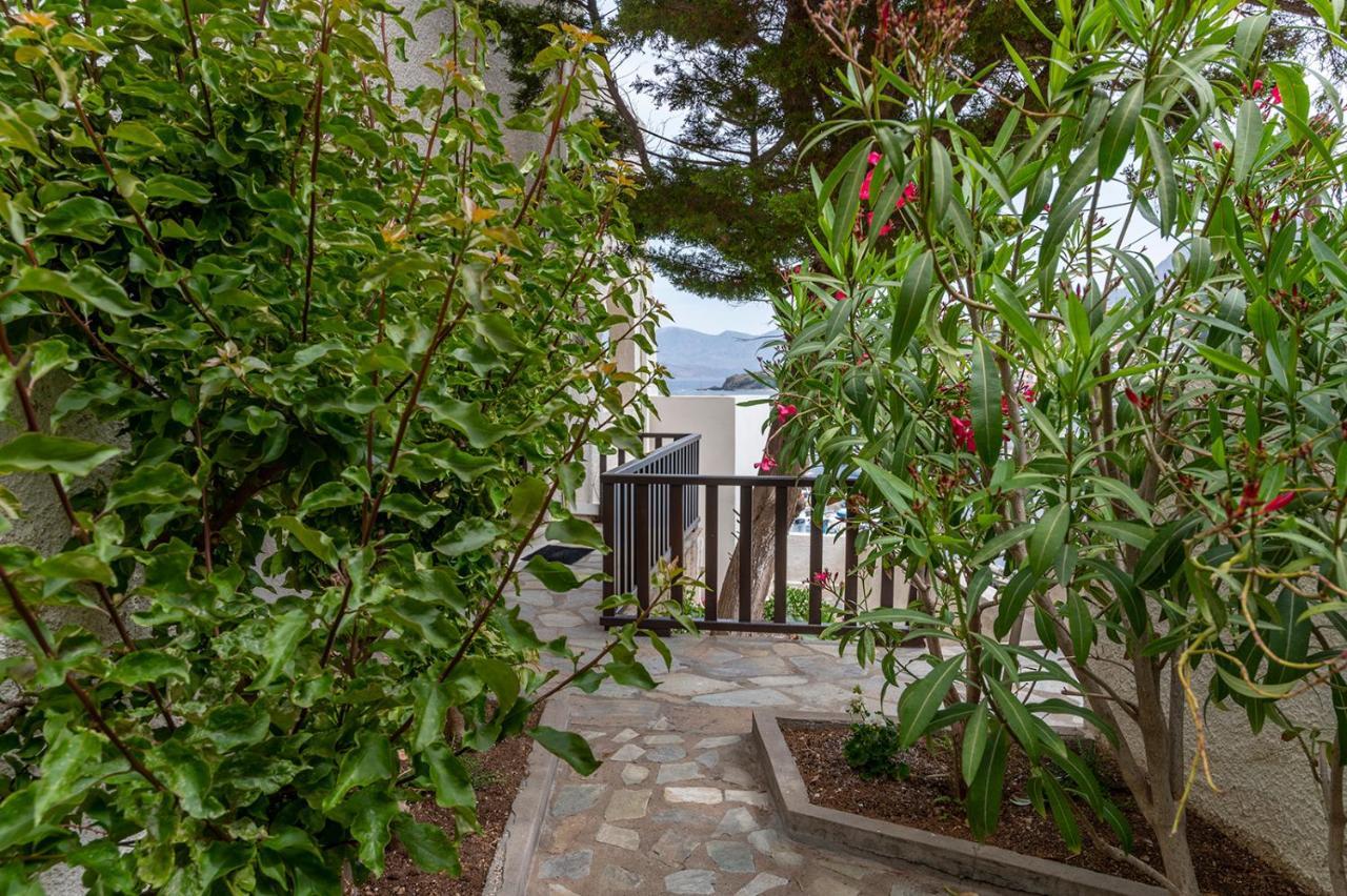 Pelagos Seafront Accommodation - Maria Myrties Eksteriør billede