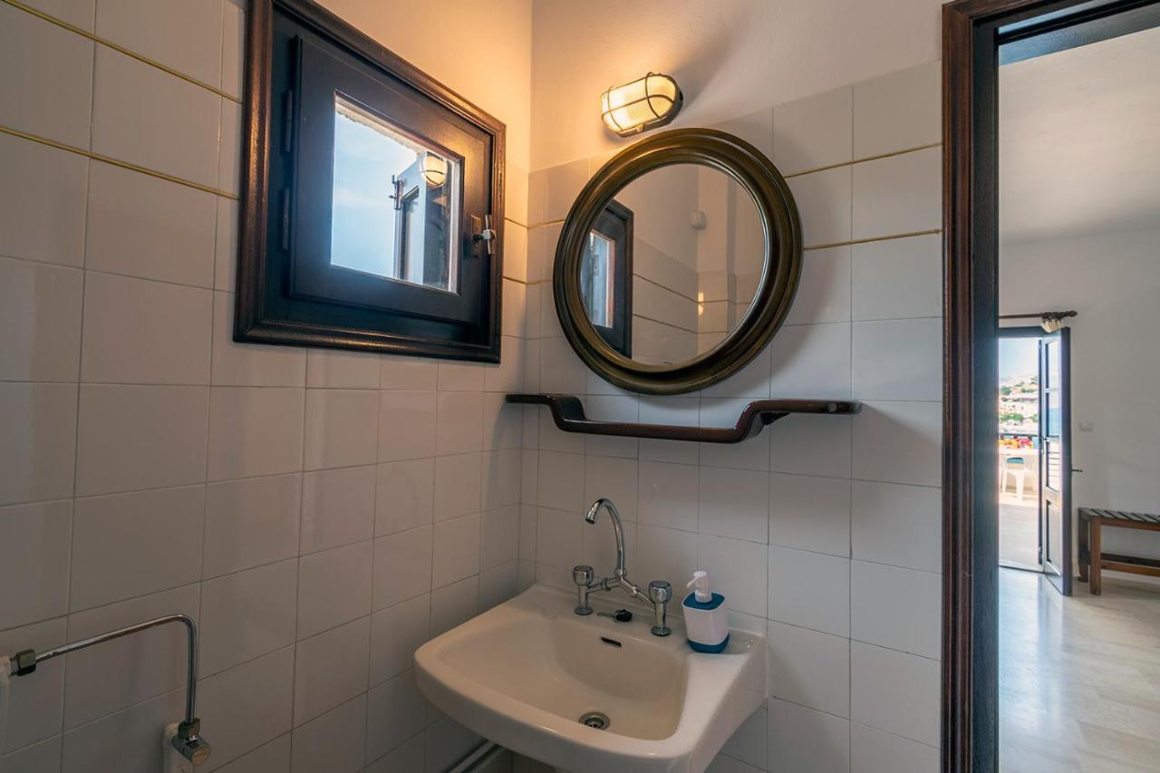 Pelagos Seafront Accommodation - Maria Myrties Eksteriør billede