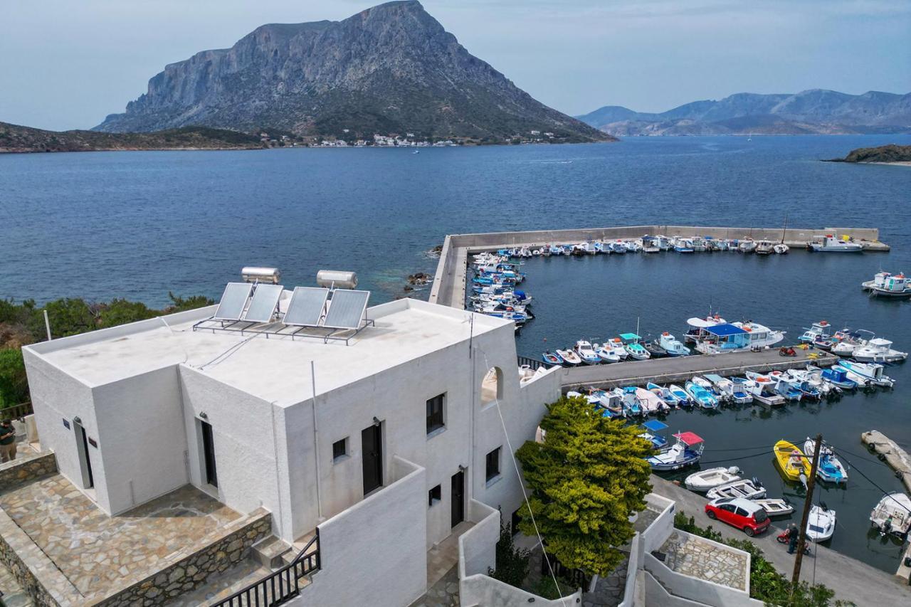 Pelagos Seafront Accommodation - Maria Myrties Eksteriør billede