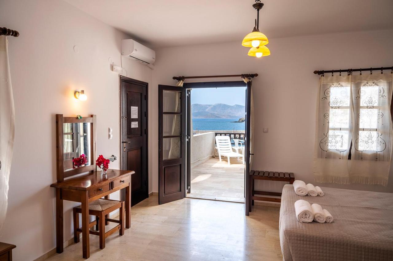 Pelagos Seafront Accommodation - Maria Myrties Eksteriør billede