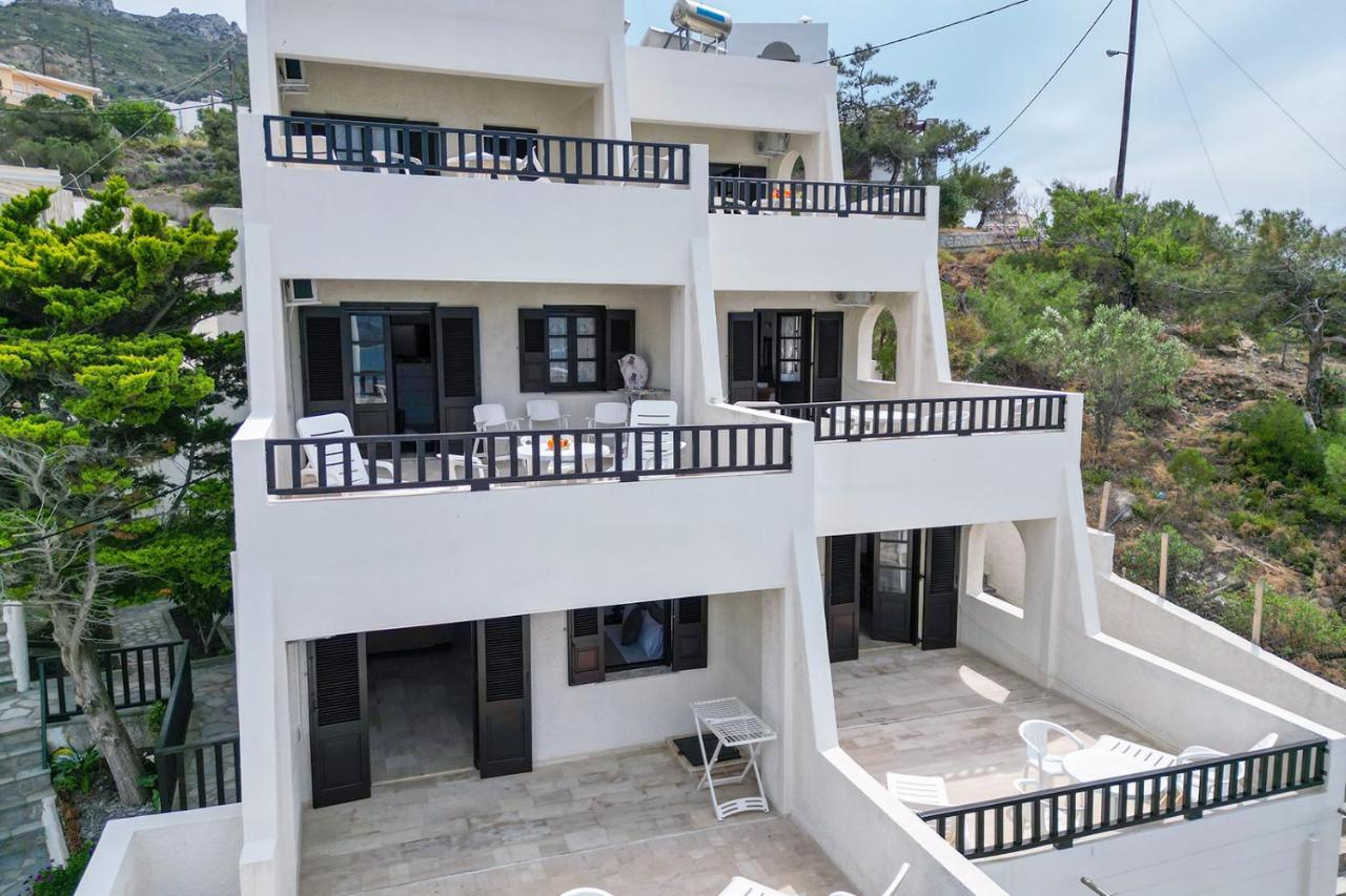 Pelagos Seafront Accommodation - Maria Myrties Eksteriør billede